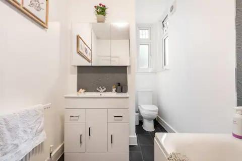 Garden Flat In Central Location Daire Londra Dış mekan fotoğraf